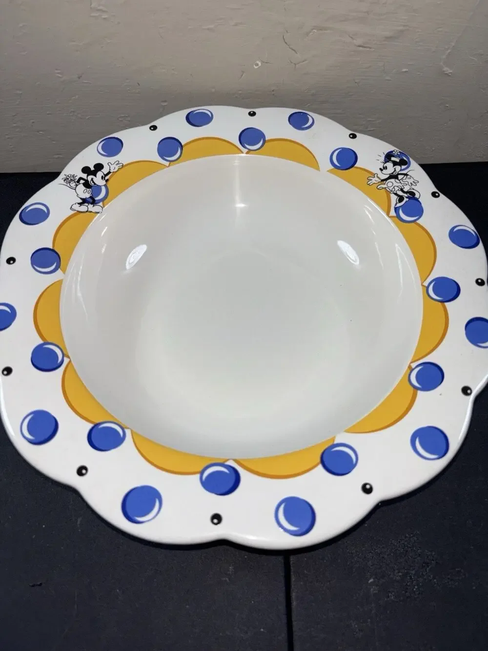 2 Vtg Pfaltzgraff Disney Mickey & Co. Mini Mouse Rimmed Soup Bowl Scalloped Edge
